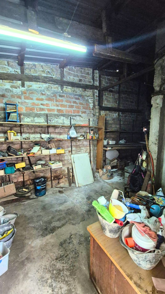 Oportunidad Inversores: Casa a Refaccionar sobre Lote de 10x30 | Barrio La Quebrada