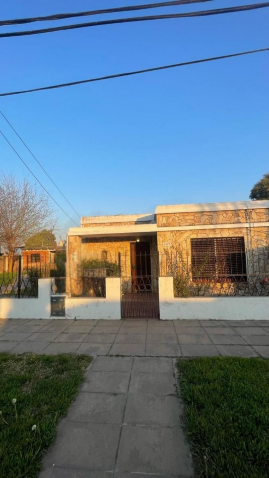 Venta Casa 3 Ambientes 2 Dormitorios en Moreno