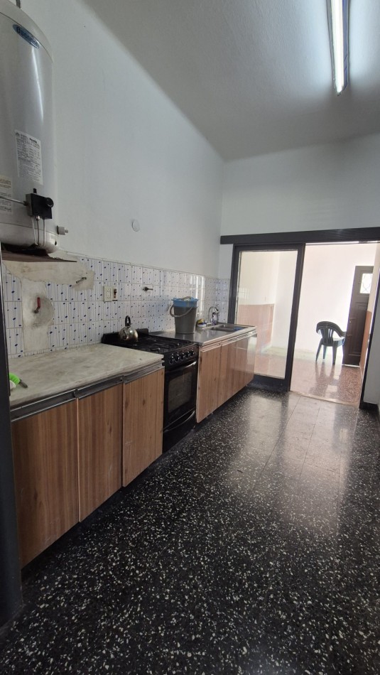 IMPERDIBLE OPORTUNIDAD  EN EL CENTRO DE PASO DEL REY