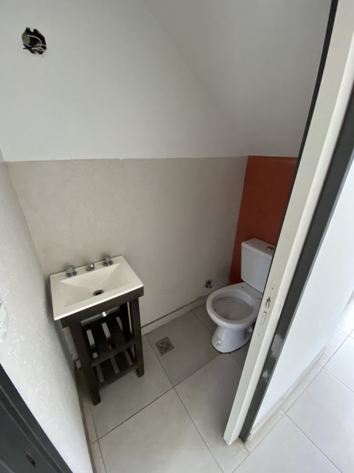 DUPLEX EN ZONA UNIVERSIDAD DE MORENO