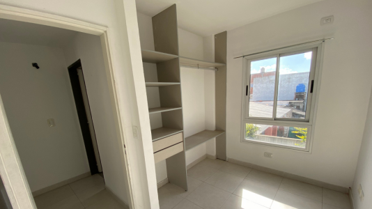 DUPLEX EN ZONA UNIVERSIDAD DE MORENO