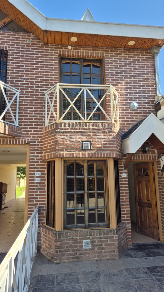 Alquiler Duplex 3 Ambientes con cochera en Moreno Sur