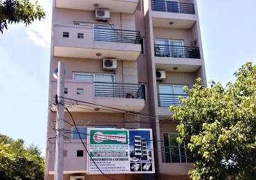 Departamento con 1 dormitorio en Moreno Centro