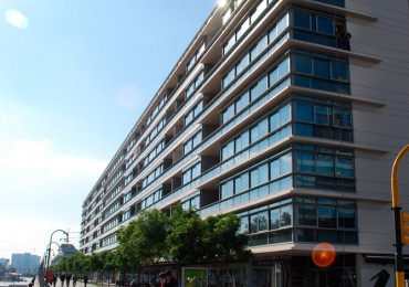 Puerto Madero (Madero Center) - Departamento con vista al dique y ciudad. 233 m2 cubiertos