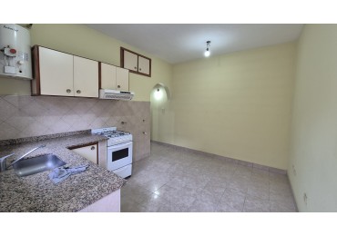 Departamento dos ambientes en Paso del Rey