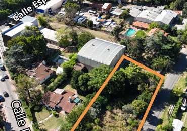 Fraccion en esquina Justo Daract 1.130 m² | 300 metros de Aut. Acceso Oeste.