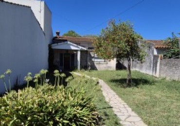 Venta Casa 3 Ambientes sobre Gran Lote 10x42 Moreno / PDR